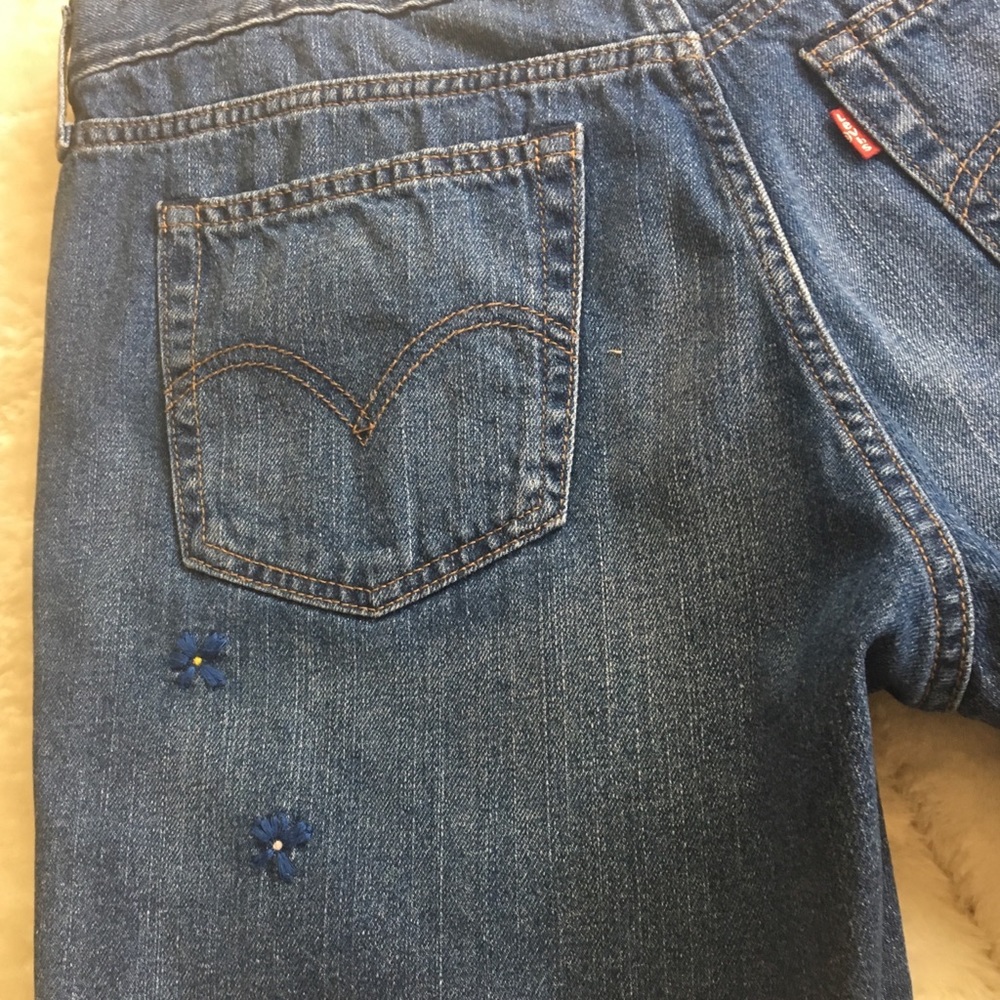 Levi’s denim shorts SIZE 31 - Picture 3 of 6